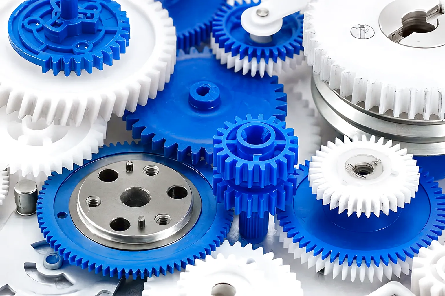 Custom engineered plastic gears for industrial applications
